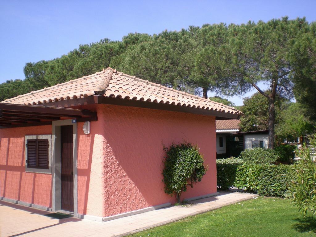Iron Gate Marina3B Hotel Sarzana Quarto foto