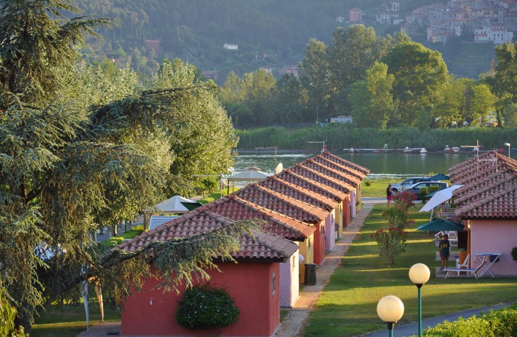 Iron Gate Marina3B Hotel Sarzana Quarto foto